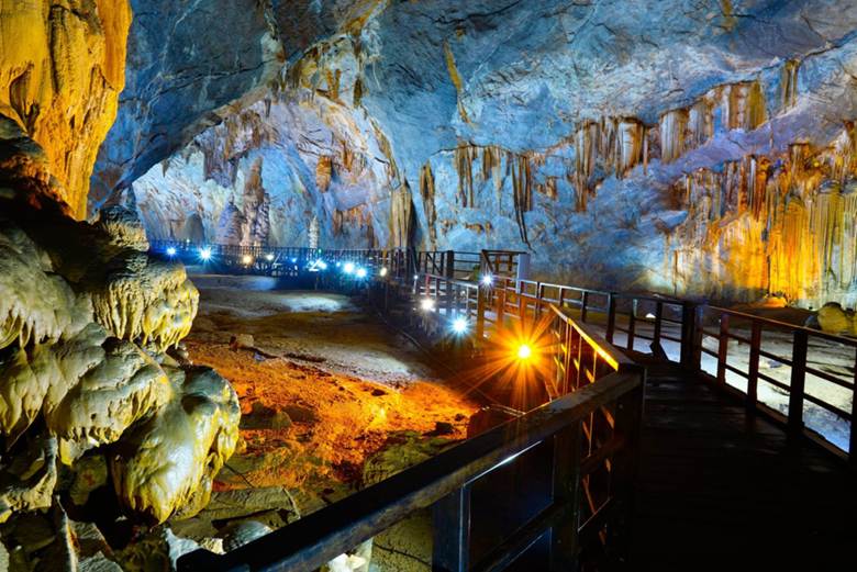 3N2Đ Khám phá Động Thiên Đường – Ozo Park
