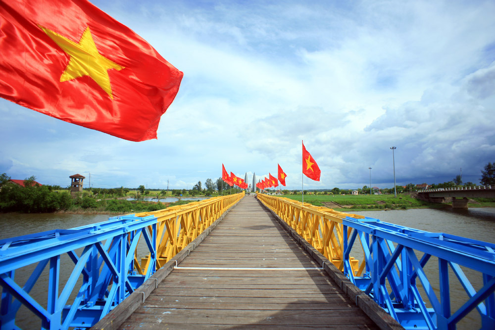 Cầu Hiền Lương – Sông Bến Hải: Biểu tượng hòa bình và điểm đến không thể bỏ lỡ tại Quảng Trị