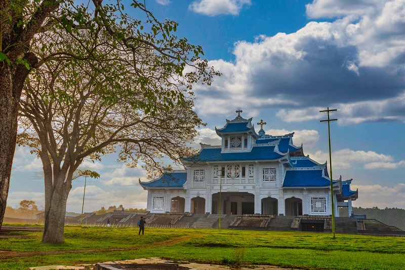 Thánh Địa La Vang – Biểu Tượng Tâm Linh Miền Trung