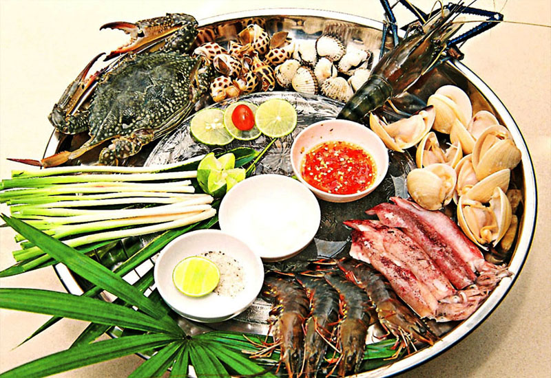 Top 5 nhà hàng hải sản nổi tiếng tại Quảng Bình